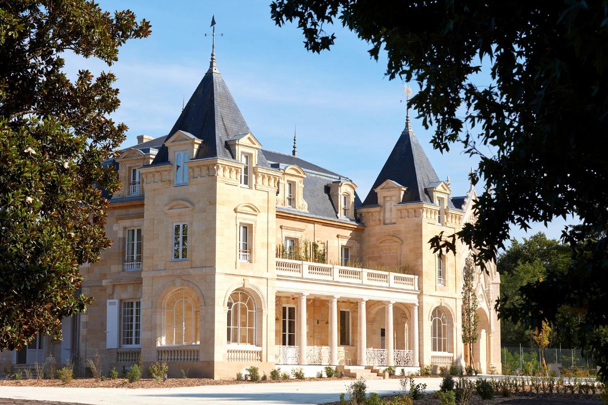 Chateau Leognan, Domaine Viticole - Proche Bordeaux Exteriör bild